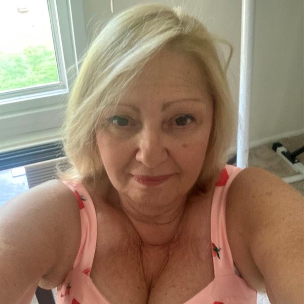LORILUV2