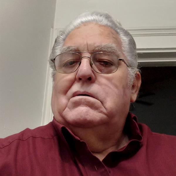 OAKLEY MANGRUM